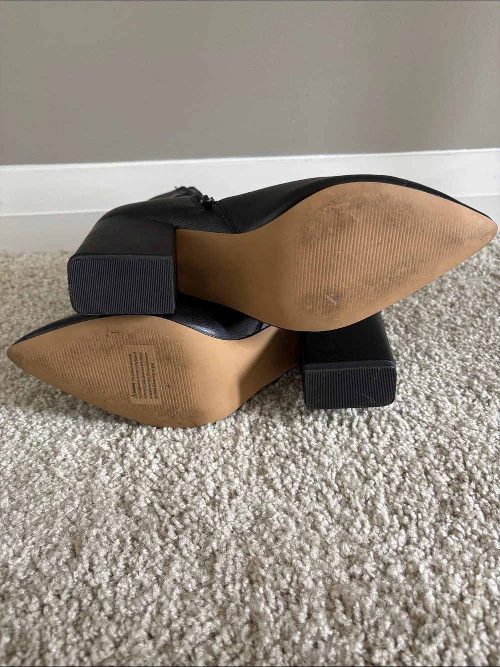 New York & Company Black Pointed Toe Block Heel Ankle Booties